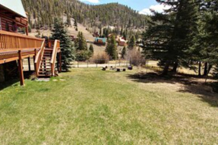 Property Grounds 20 of 31