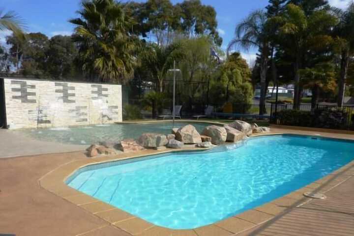 Garden of Eden Caravan Park in Eden