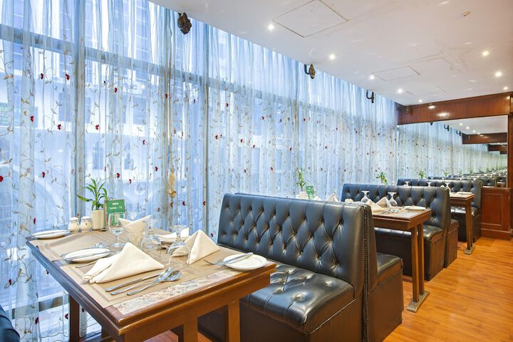 Dining 198 of 258