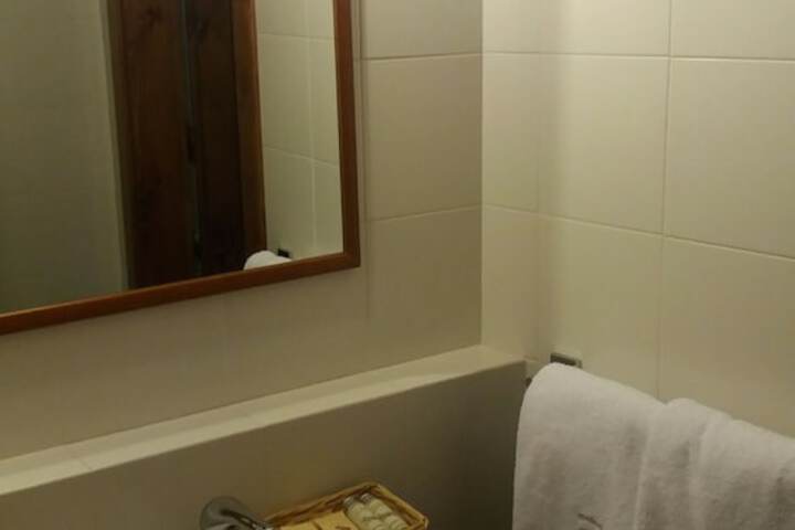 Room 41 of 76