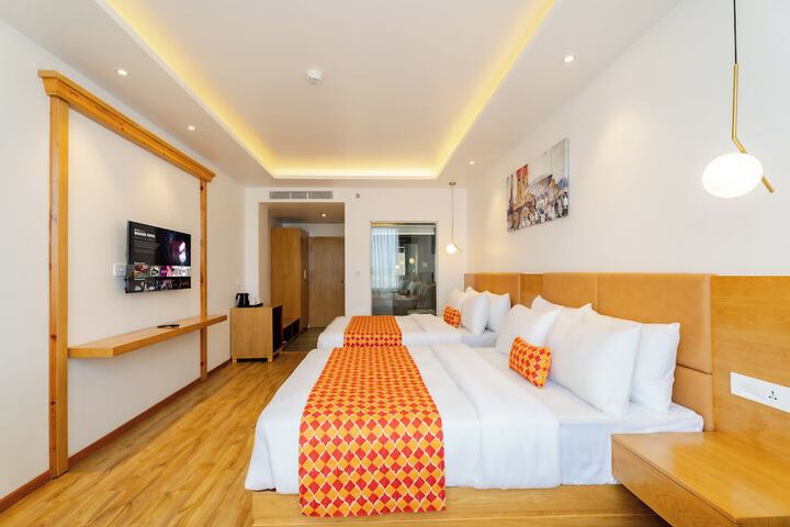 Room 42 of 147