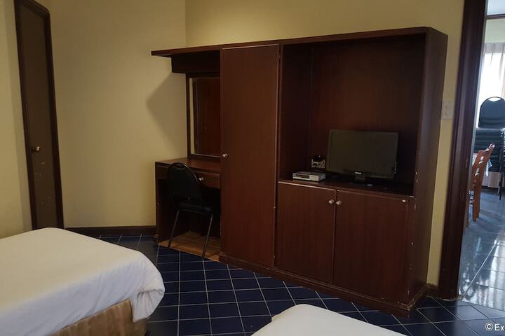 Room 18 of 62