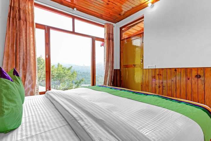 Room 7 of 28