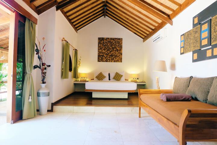 Room 4 of 47