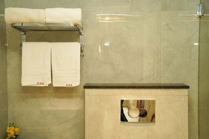 Room 63 of 68