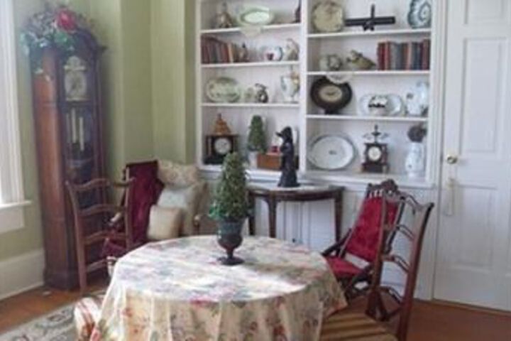 Inside Room Photo