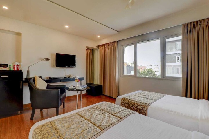 Room 45 of 80