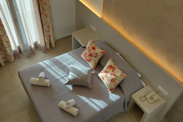 Room 42 of 127