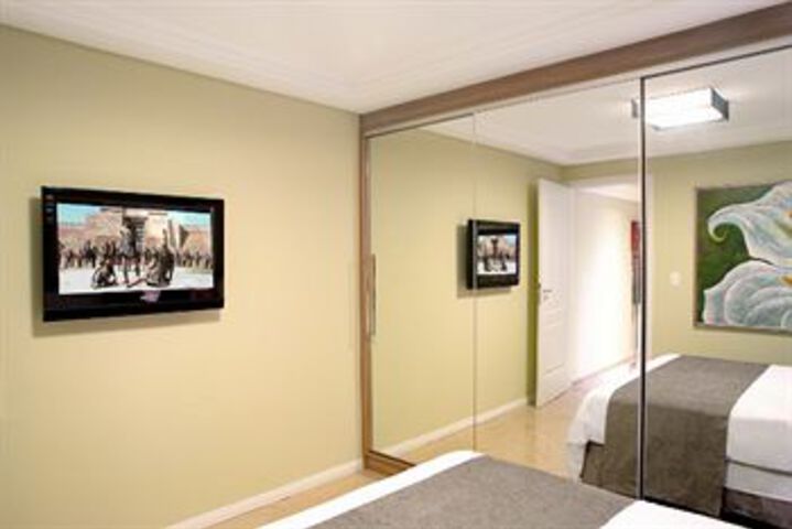 Room 7 of 15