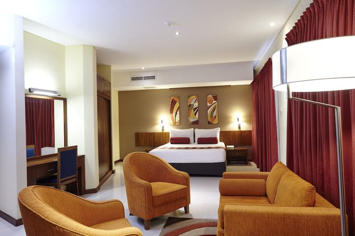 Room 8 of 71