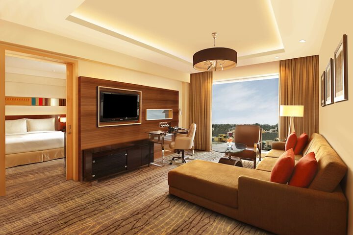 Room 16 of 70