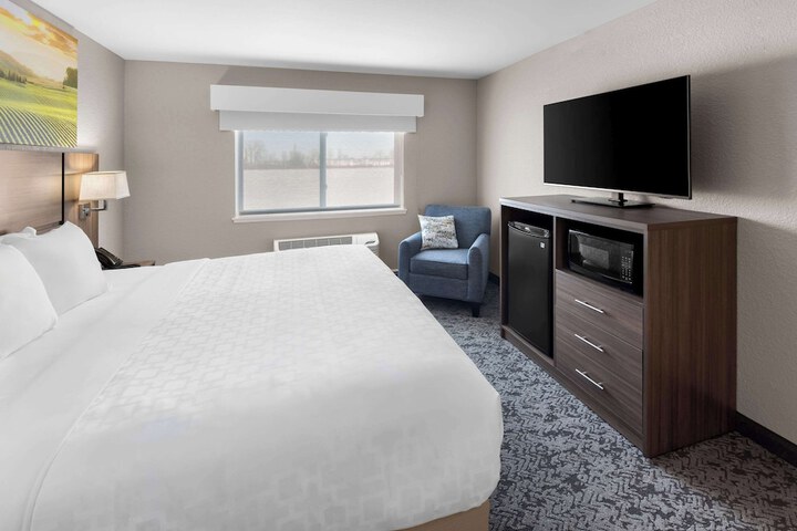Room 36 of 65