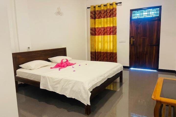 Room 7 of 34