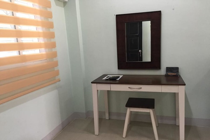 Room 144 of 195