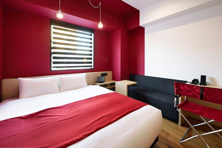 Room 27 of 121