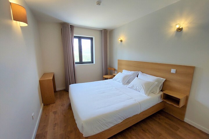 Room 18 of 53
