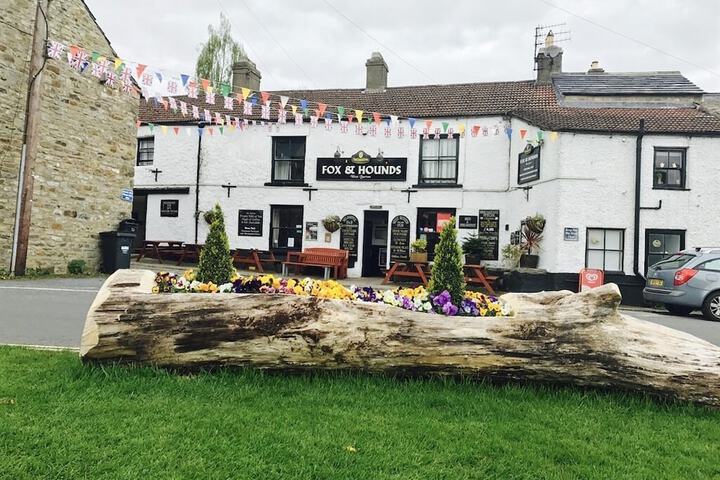Fox & Hounds Inn in Leyburn