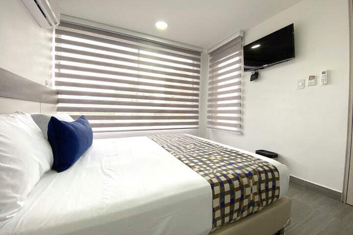 Room 4 of 81