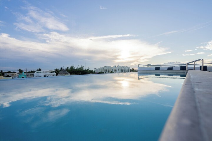 Pool 34 of 41