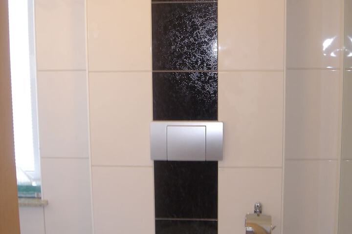 Room 9 of 20
