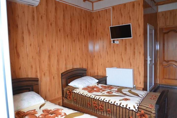 Room 19 of 46