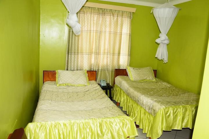 Room 11 of 24