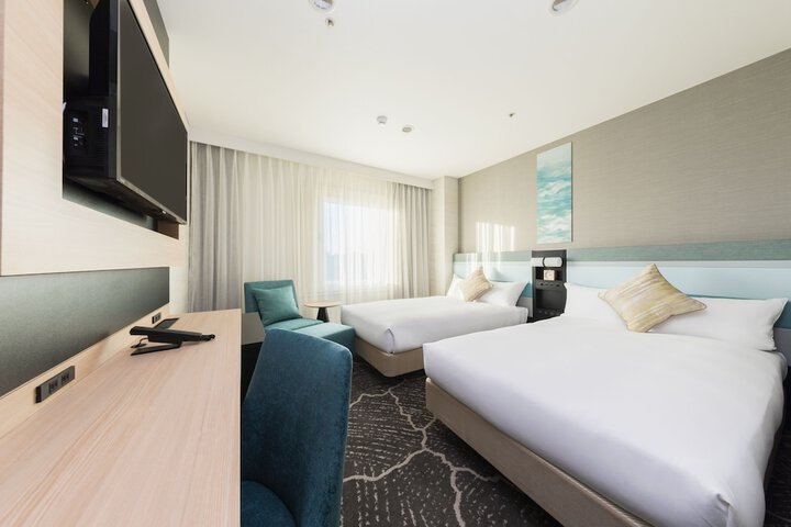 Room 4 of 22