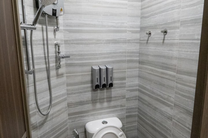 Clean Restrooms