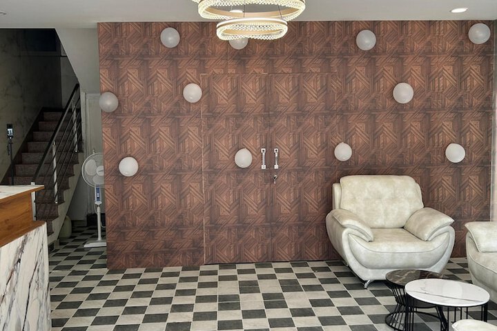 Hotel Interior 6 of 29