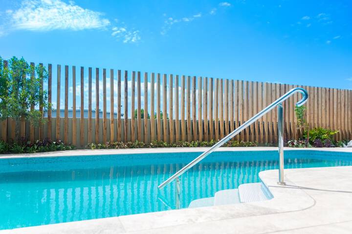 Pool 18 of 41