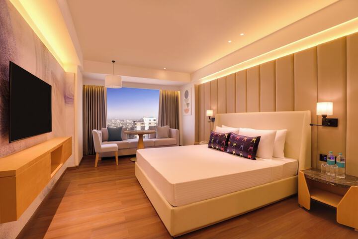 Room 2 of 47