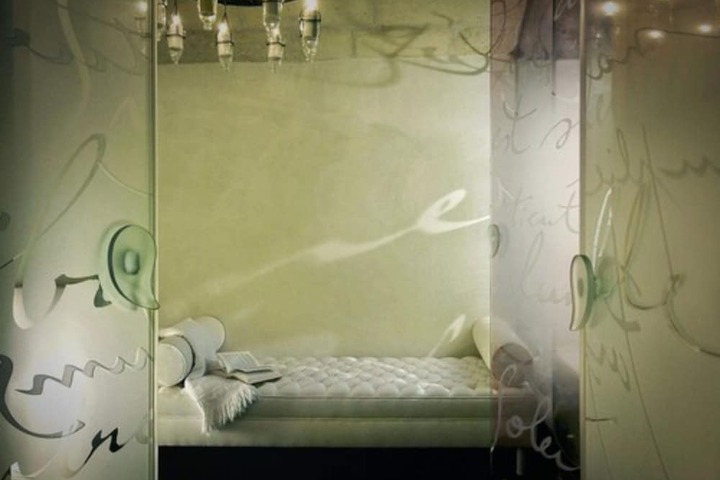 Room 21 of 27