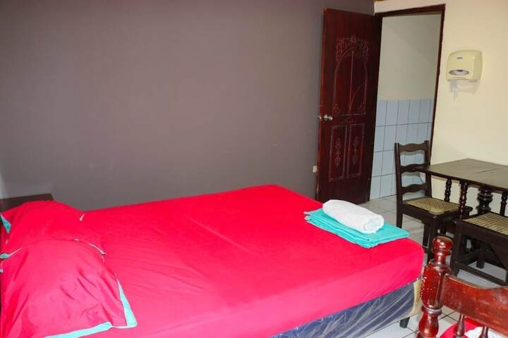 Room 7 of 10