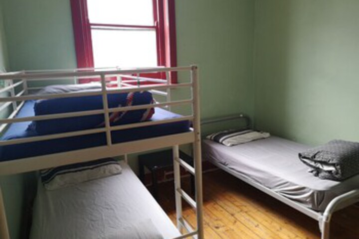 Room 52 of 135