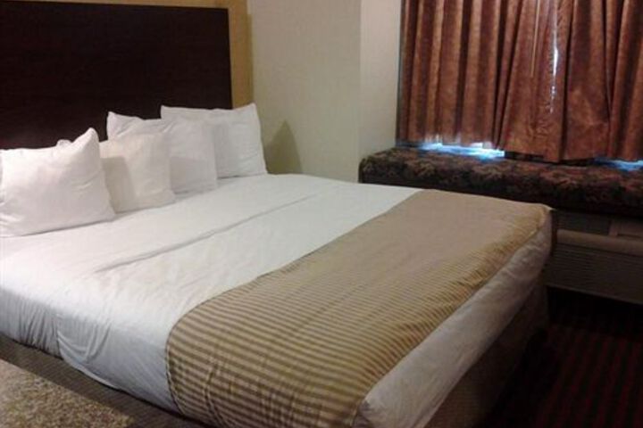 Room 7 of 29