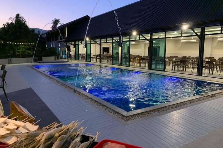 Pool 17 of 41