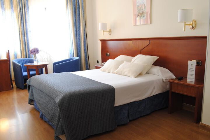Room 4 of 71