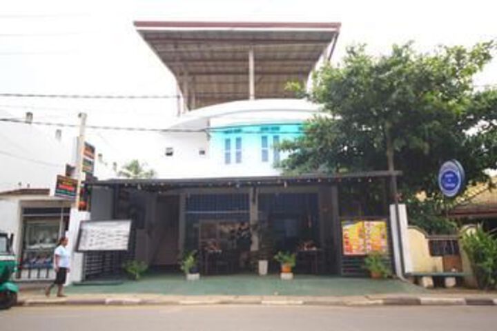 Hotel 8 of 10