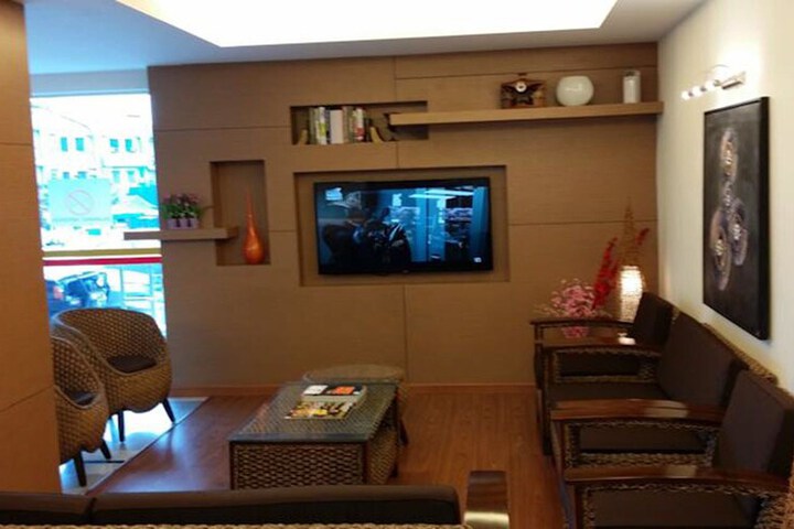 Hotel Interior 6 of 34