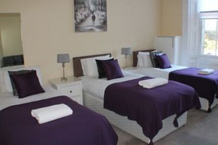 JOIVY Adorable 1 Bed Flat Near West End