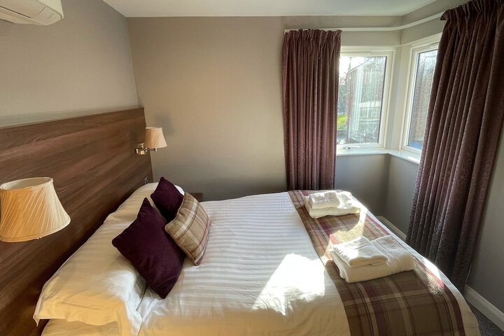 Room 25 of 47