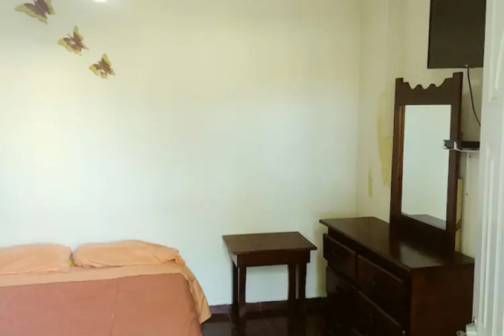 Room 3 of 13
