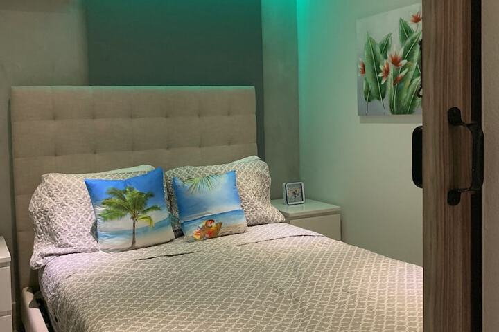 Room 3 of 64