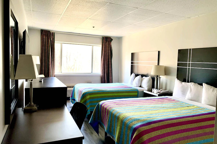 Room 2 of 7