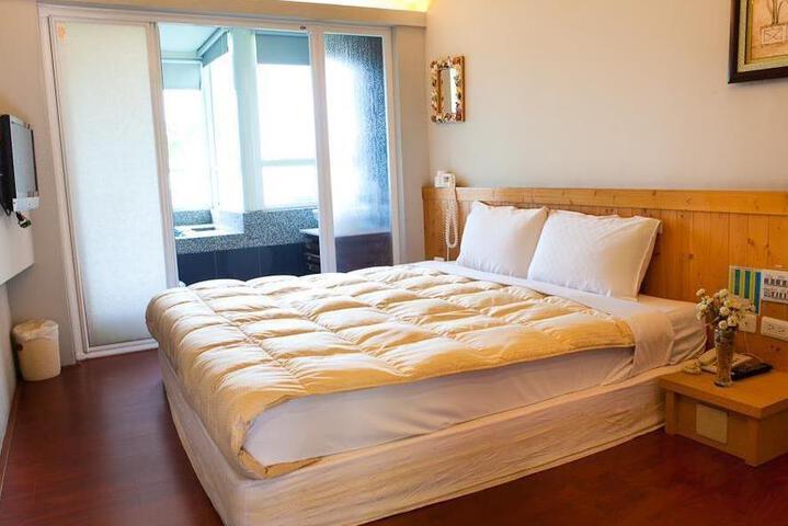 Room 3 of 6
