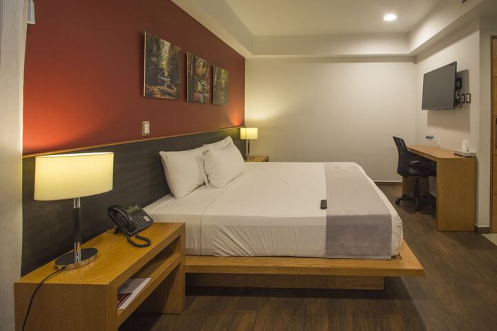 Room 7 of 48