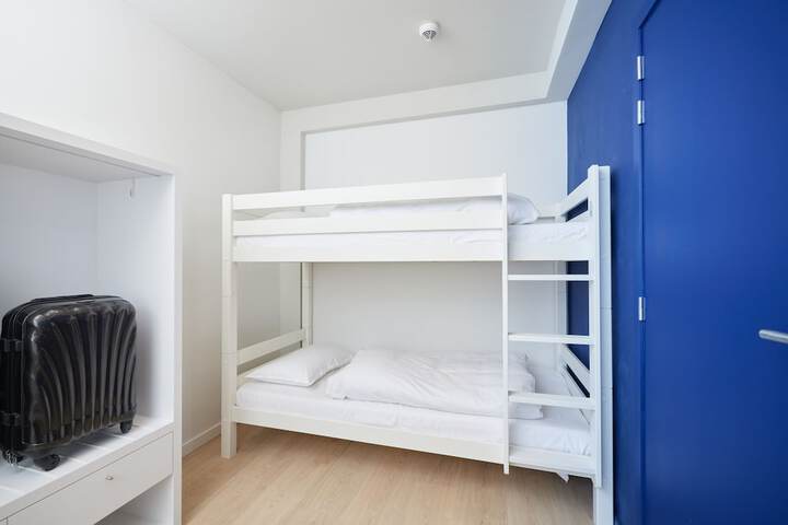 Room 26 of 68