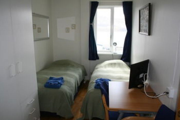 Room 65 of 118