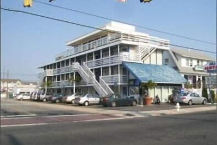 Hotel 26 of 29