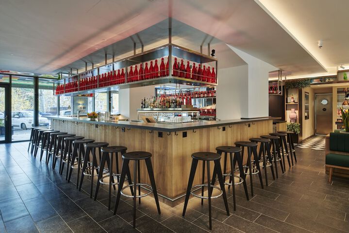 Lounge 56 di 70